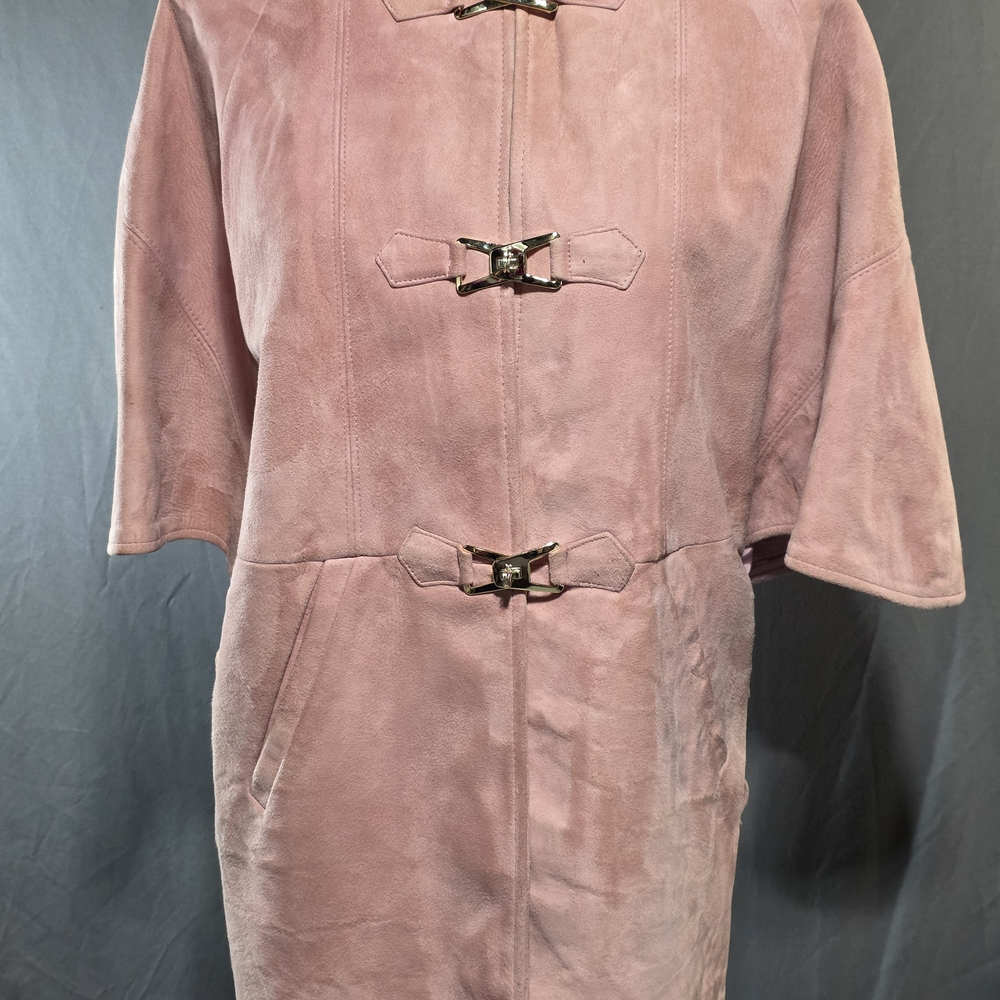Vintage Mark Klaus Toledo Suede Cape Pink Lace Up Sides Gold Toggle Closures 8